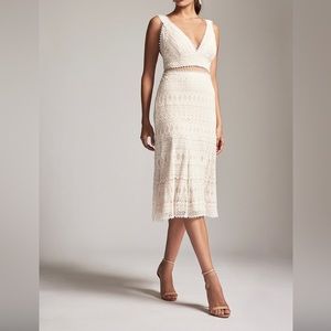 Tadashi Shoji Adelina Lace Dress - Short Bridalwear